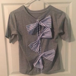 Short sleeved top